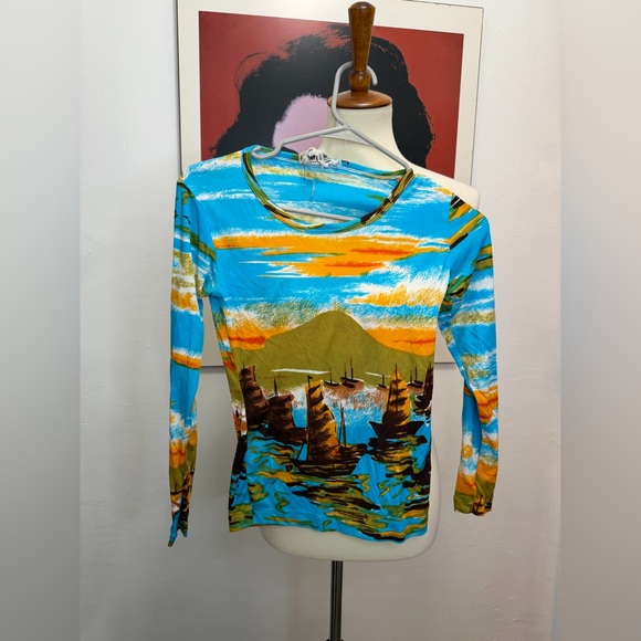 Vintage Parisian Made Nylon Novelty Sailboat Top - Picture 11 of 11